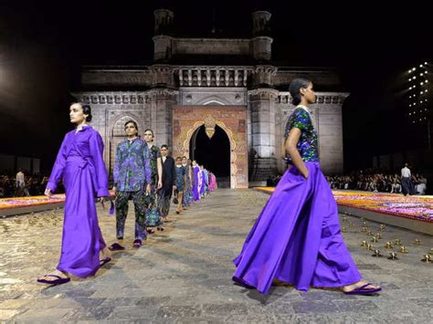 dior fashion show mumbai 2023